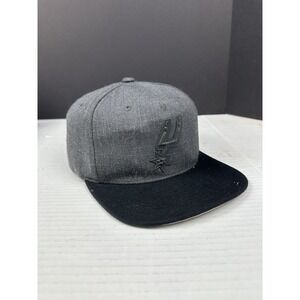 Mitchell & Ness NBA San Antonio Spurs Gray/Black Snapback Hat Cap
